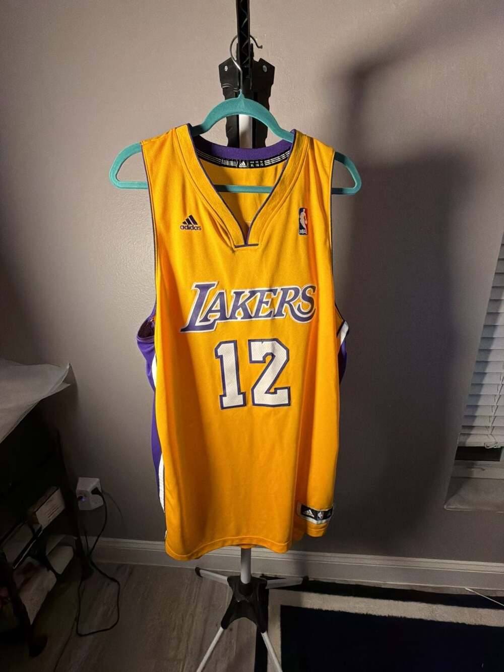 Adidas Los Angeles Lakers Dwight Howard #12 Swingman Jersey XL Yellow